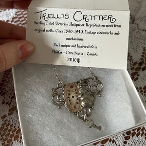 Arcane Angel Trellis Critter Necklace